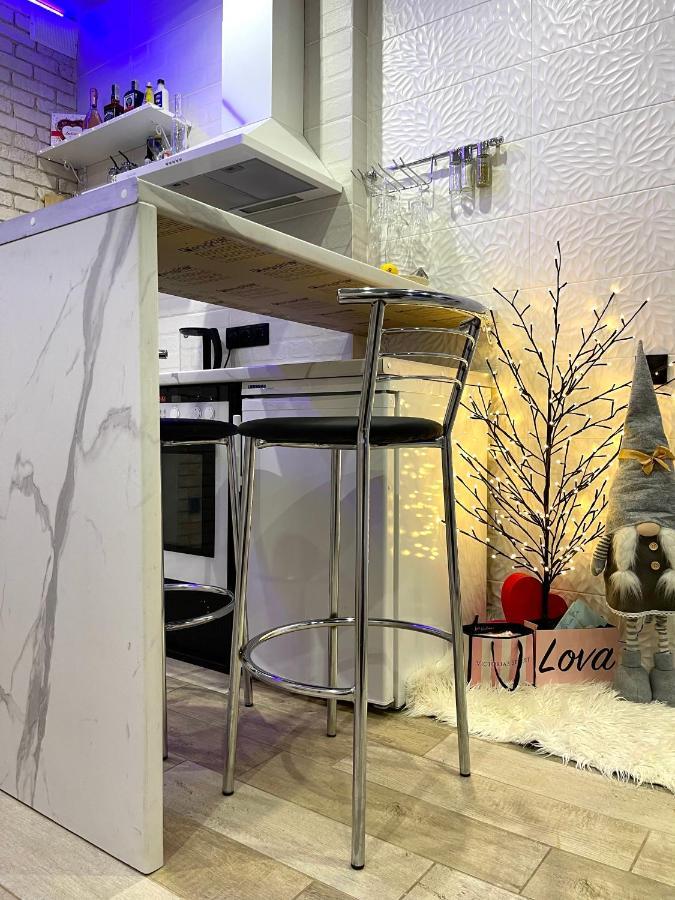 Loft_Apartment Kamjanets-Podilsky Buitenkant foto