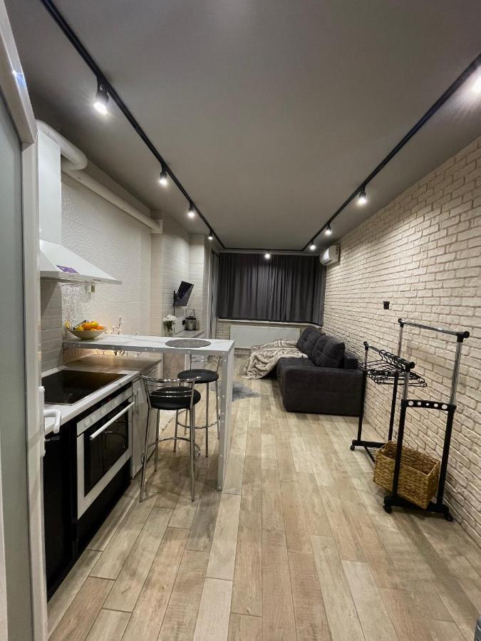 Loft_Apartment Kamjanets-Podilsky Buitenkant foto